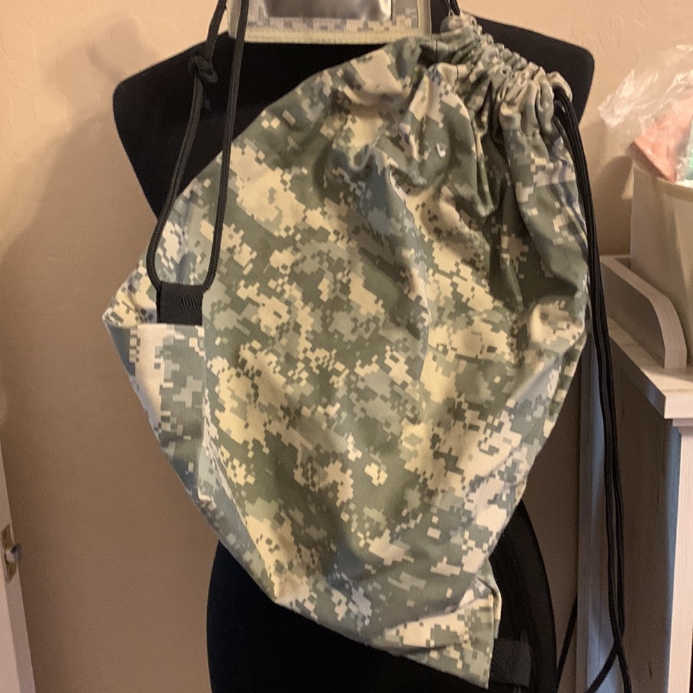Army Backpack - Picture 5 of 10